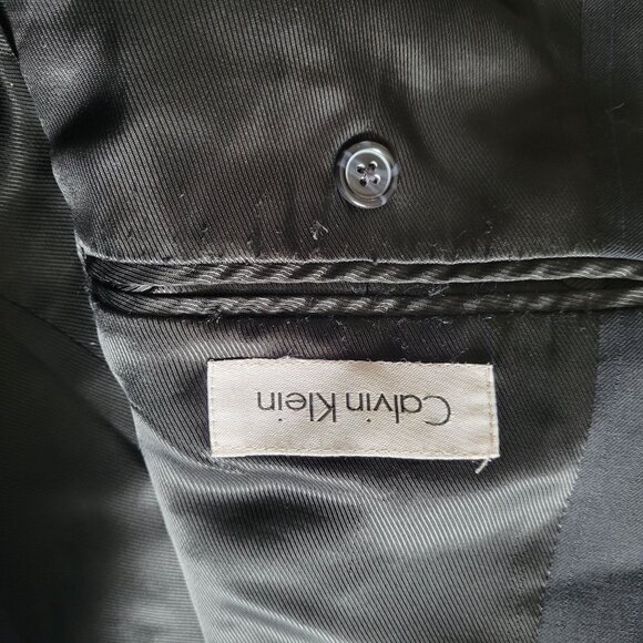 Calvin Klein Mens Wool Single-Breasted Suit Jacket Size 42S Black Pinstripe - Picture 4 of 10